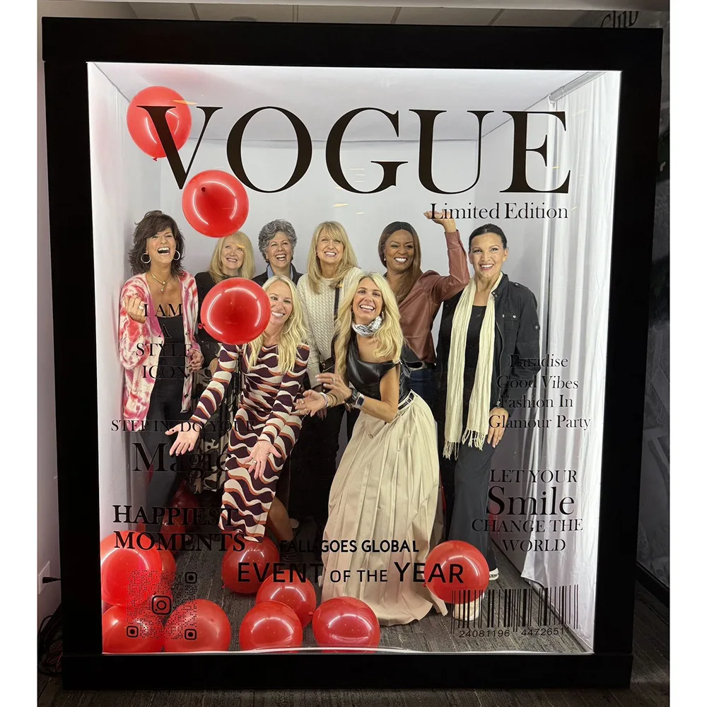 2026 Factory Free Custom Logo Vogue Photo Booth Box With LED Fill Light - view 1
